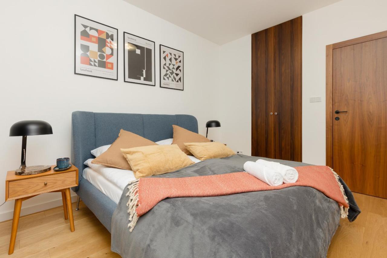 Trendy & Spacious 3-Room Apartament Warsaw Wilanow By Noclegi Renters Varsóvia Exterior foto